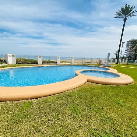 Appartement En Primera Linea De Playa Con Piscina Y Garaje Gratuito