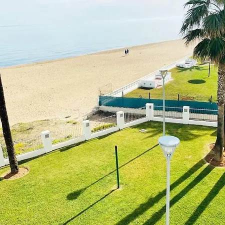 Apartment En Primera Linea De Playa Con Piscina Y Garaje Gratuito Denia