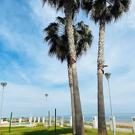 En Primera Linea De Playa Con Piscina Y Garaje Gratuito Апартаменти Денія