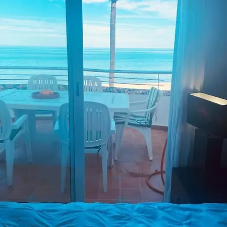 Апартаменти En Primera Linea De Playa Con Piscina Y Garaje Gratuito Денія