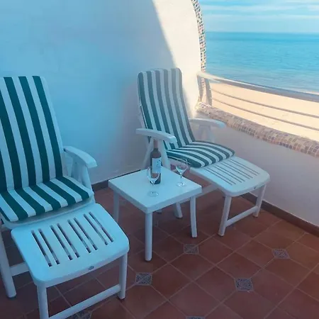 Apartment En Primera Linea De Playa Con Piscina Y Garaje Gratuito *