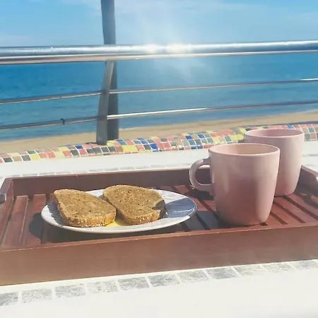 Apartment En Primera Linea De Playa Con Piscina Y Garaje Gratuito Denia