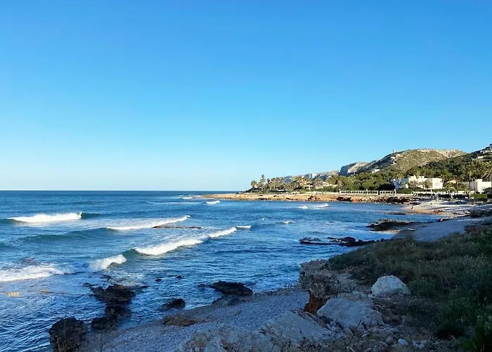 En Primera Linea De Playa Con Piscina Y Garaje Gratuito *