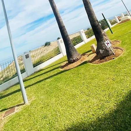 Apartment En Primera Linea De Playa Con Piscina Y Garaje Gratuito *